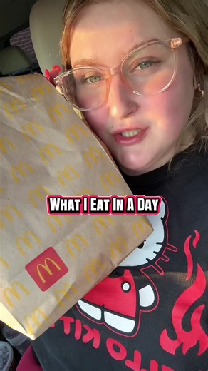 @McDonald’s I’m just over here making sure you don’t go out of business 😅😅 #brandileighsnacks #wieiad #foodie #mukbang #fastfood