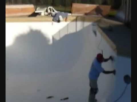 Swimming Pool Resurfacing with Fiberglass