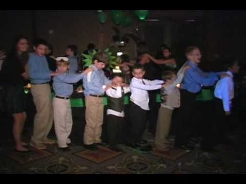 Conga Line / Party Train set up version