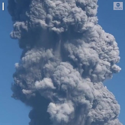 183K views · 1.9K reactions | One of Japan's most active volcanoes, Sakurajima, spews ash more than 3,500 feet into the sky in new eruption. https://abcn.ws/30qydfy | ABC News | Facebook