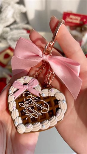 Flower Knows Cosmetics on Instagram: "Holiday season sneaking up fast 👀 Still figuring out gifts? These Flower Knows picks might be the move — cute, sweet, and way too easy to fall for. Find them now at flowerknows.co during our Christmas event 🎀 #flowerknows #makeup #holidayseason #giftideas"