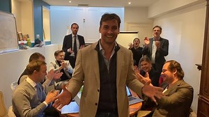 2.2K views · 10K reactions | FORUM VOOR DEMOCRATIE IS DE GROOTSTE LEDENPARTIJ VAN NEDERLAND GEWORDEN! Het is gelukt! Wij zijn ontzettend blij en dankbaar voor alle steun en alle vertrouwen. We gaan dit land samen weer tot bloei laten komen! https://www.elsevierweekblad.nl/nederland/achtergrond/2020/01/forum-grootste-ledenpartij-734179/?utm_source=tw&utm_medium=social&utm_campaign=share_twitter | Forum voor Democratie -FVD | Facebook