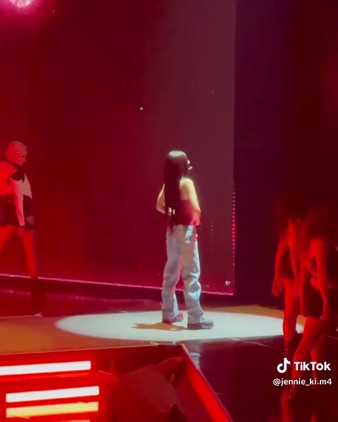 JENNIE على TikTok