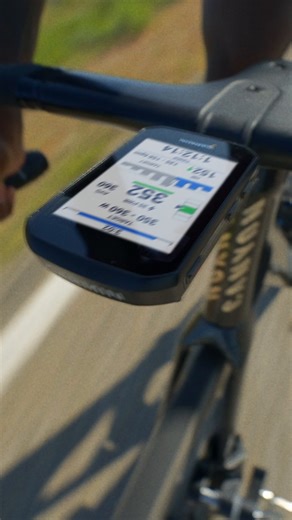 Give it all you’ve got. The Edge 850 cycling computer features a built-in speaker, so you can clearly hear workout steps and navigation prompts. | Garmin