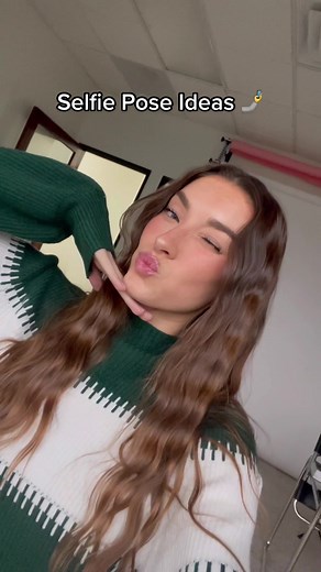 Selfie pose ideas 🤳 Here are 4 cute poses to try next time you go to take some selfies! #selfie #pose #poseinspo #poseideas #selfiepose #easy #cuteposes #outfitideas #outfitinspo #styleinspo Wearing the ‘Reign Mock Neck Sweater’ 💚
