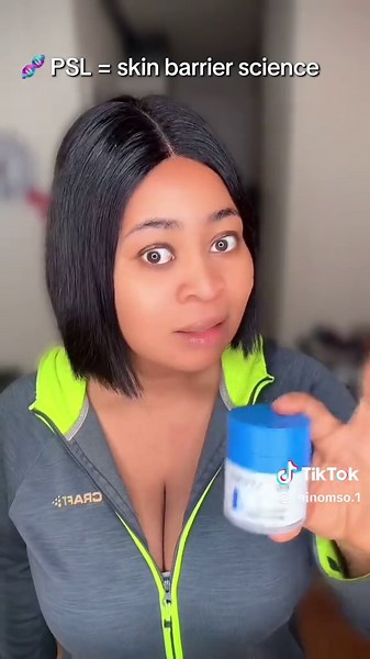 This is the Medature PSL 4 Repair Moisturizer — it uses PSL tech, which mimics your skin’s natural barrier. #CeramideCream #medaturemoisturizer #Medature#\t#glowingskinroutine \t#GlowingSkin#AestheticMorning