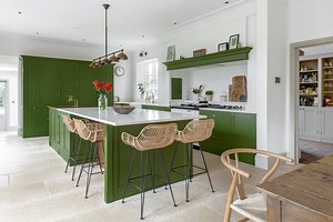 Green kitchen inspiration: 33 fabulous ideas to inspire your kitchen makeover