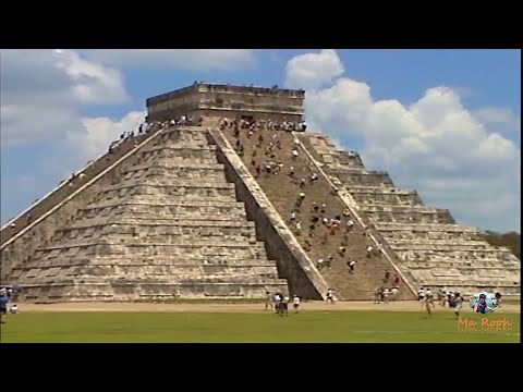 Chichén Itzá - Best View from the Top of the Temple of Kukulkan or El Castillo
