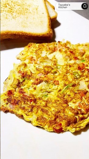 Wake Up to a Delicious Breakfast with THIS Easy Veggie Omelette Recipe!