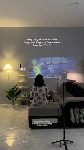 Make your own cinemas at home with this Isinbox Movie Projector 🎀🤌🏻✨