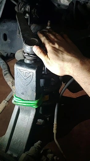 Replacing Upper Control Arm on 2002 Dodge Ram 1500 4.7L