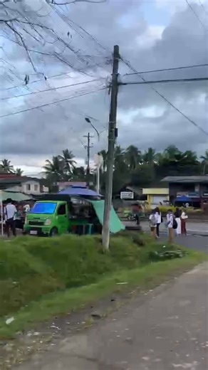 POWER UPDATES: Ang kasamtangan nga sitwasyon sa Purok23, ug Purok 24 sa Poblacion, Bayugan City giupgrade 37.5 kva ngadto sa pagtaod sa duha ka 25kva transformers aron nga maload break para masiguro nga wala nay overloading mahitabo sa atong linya. Among gikasubo ang kakulian nga nasinati sa milabay nga mga adlaw tungod ani nga sitwasyon. Ang ASELCO naningkamot nga atong kuryente kanunay atong magamit sa atong matag adlaw nga kinahanglanon. #serbisyongmapahiyumon #beyondelectrification ccto Dela