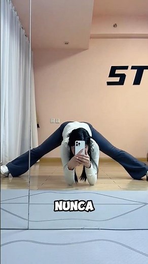 You can do the splits faster than you think! 😱 #shortvideo