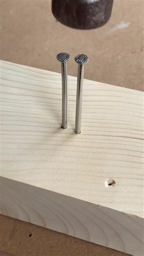 11K views · 33 reactions | Safe wire stripping tip using a razor blade. #diy #short #fypシ゚viralシfypシ゚ #viralvideoシ #lifehacks #tipsandtricks #craft #Amazing #usa #fblifestyle | Vanke Bulb | Facebook