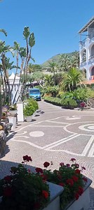 567K views · 1.6K reactions | Al Sorriso Resort è arrivato il piccolo di casa 殺 Jason Impagliazzo Bush  Accompagnato dai suoi splendidi genitori, Nello e Natalia ‍‍❤️ #Sorrisoresort #piccolodicasa #benvenuto | Sorriso Thermae Resort & SPA | Facebook