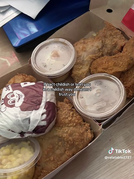 Understanding Childish Behavior: Signs and Meanings