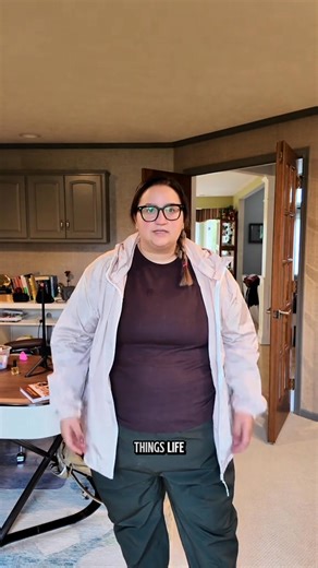Only I would do a colonoscopy fit of the day— but let’s be SO for real— I will be wearing a gown and none of this matters. #colonoscopy #colonoscopyootd #fitoftheday #colonoscopyday #colonoscopycheck | Applesauceandadhd