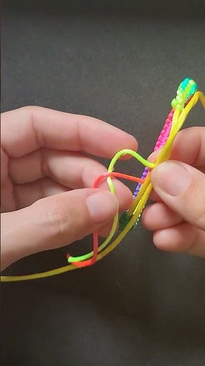 DIY Friendship Bracelets: Learn How to Make a Friendship Bracelet in 5 Minutes! #friendship