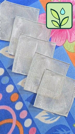 Manisha Sharma on Instagram: "From greasy to glossy in seconds ✨ Swivo dishwashing rag = less effort, more shine 💦🍽️ Tough on grease, gentle on your hands ✨ Swivo dishwashing rag makes every wash quicker, cleaner, and hassle-free 🍽️💧 Buy it now https://zazza.in/products/multipurpose-wire-dishwashing-rags-for-wet-and-dry #swivo #dishwashingrag #kitchencleaning #cleaningessentials #kitchenhacks #cleanhome #sparklingdishes #greasefree #easycleaning #dailychores #homecareproducts #cleaningreels