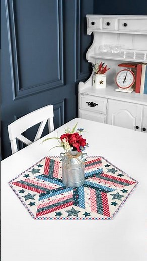 Create the fun and festive 60 Degree Diamond Table Topper with the Star-Spangled Beauty collection!