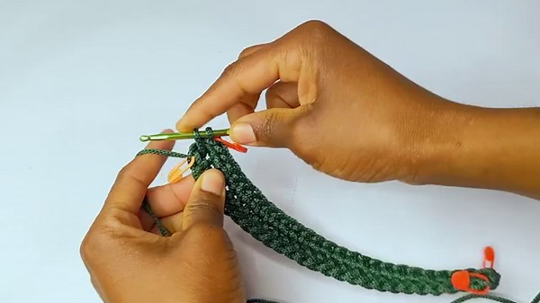 Simple Crochet tote bag tutorial for beginners