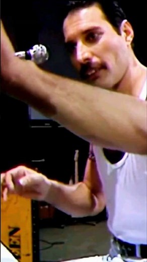 Queen – Bohemian Rhapsody (Live Aid) 🔥