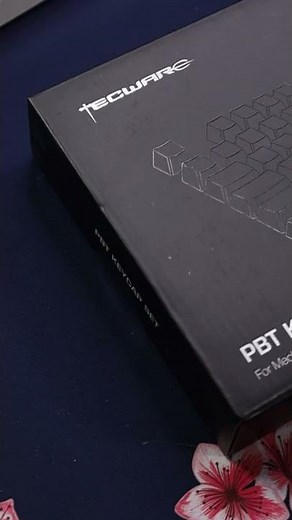 A $20 Keycap Set That’s Actually Good...