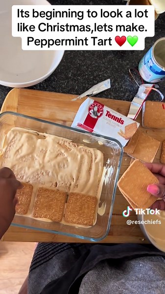 Easy Peppermint Tart Recipe for Christmas Desserts
