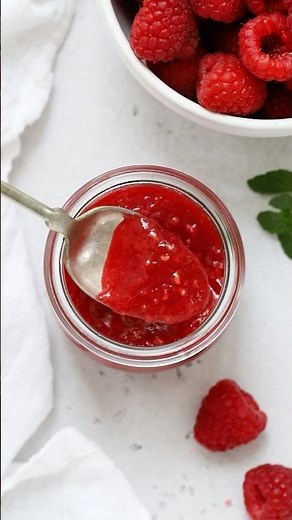 How To Make Raspberry Freezer Jam (Low Sugar Recipe)