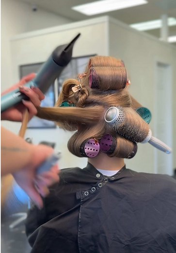 Blowout Tutorial: Mastering Roller Set Techniques