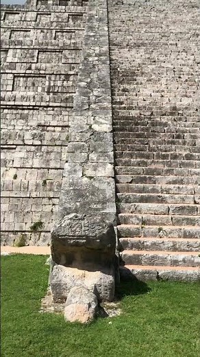 Chichen Itza Maya Pyramid- Quetzal Sound