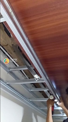 How to Install Screws on a Horizontal Hollow Frame – Fast & Clean”