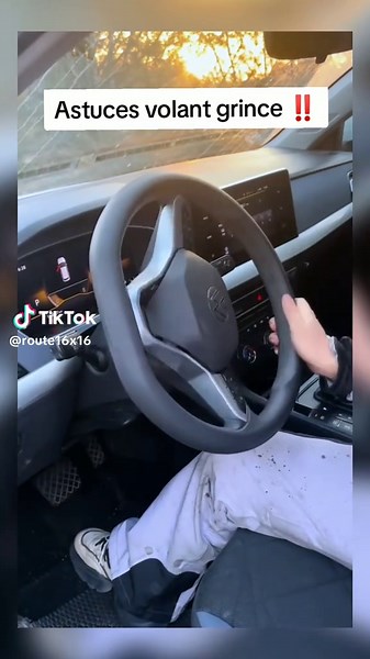 Réparez un volant qui grince pour moins de 20€