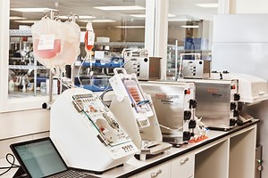 Enhancing Speed in CAR-T Cell Manufacturing with Cell Therapy Solutions