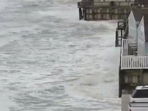 600 reactions · 865 shares | Here's some video taken tonight at...