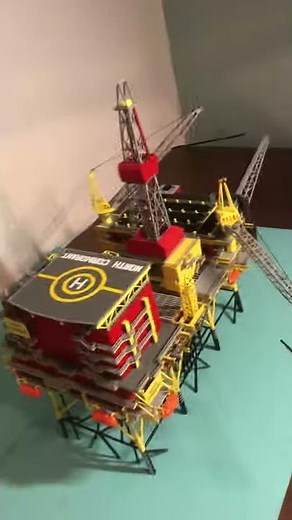 Revell North Cormorant Oil Rig