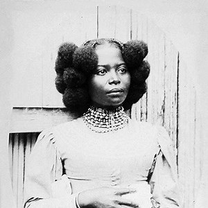 #ThrowBackThursday Check out these superfab traditional african #hairstyles. (Hair played a significant role in the culture of ancient African civilisations as it symbolised one’s family background, social status, spirituality, tribe, and marital status.) This is just Part 1, we will be doing a follow up of Traditional African hairstyles Part 2. #Africa #KnowYourAfrica | Africa.com