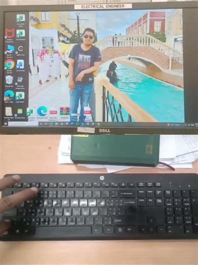 Make Desktop Icons Bigger or Smaller Instantly! (Shortcut Guide)