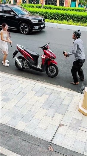 Stay Till the End… You’ll Understand Why #ONEMAN #kindness #education #lifelesson #respect #short