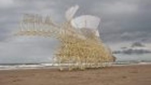 Wind-walking artificial lifeform roams Melbourne