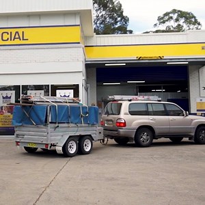 Drive in. Unload your trailer. Or even store the whole trailer. | Storage King NZ | Facebook