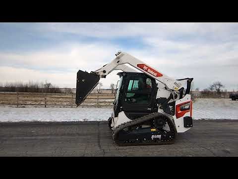 How to operate a 2021 Bobcat skid steer T66