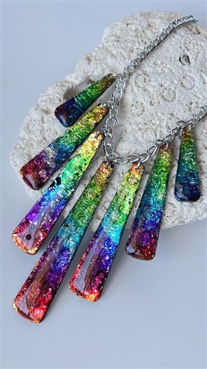 118K views · 1.2K reactions | Have you tried this cool alcohol ink & metal leaf effect? Dichroic Glass with Polymer Clay Want a detailed tutorial? Find it on Jessama Tutorials Youtube channel: https://youtu.be/kSYB6-J10N4 Cutters: https://jessamadesign.etsy.com/listing/591366985 | Jessama Tutorials | Facebook