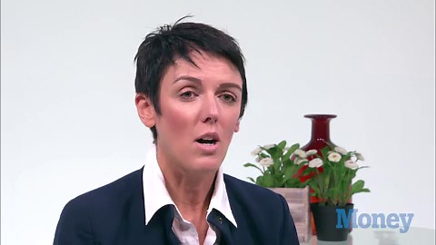 How to Make the Best First Impression, According to Experts