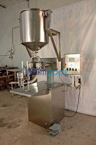 Pickle Filling Machine with Hopper Manufacturer & Supplier India - Multipack Machinery Company