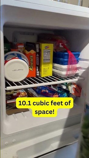 Magic Chef HMDR1000WE 10 1 cu ft top Freezer Refrigerator - Perfect Size Compact Fridge