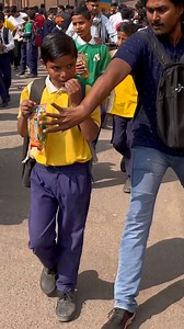 104 reactions · 4 comments | Prank ho gya  . . . #funny #comedy #selfarfense #funny #explore #explorepage #expression #expressionism #expressions #foryoupage #foryou #reels #reelitfeelit #reelsinstagram #instagood #viral #view #trending #trendingreels | M K Thakur | Facebook