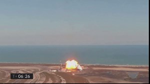 SpaceX Starship explodes in test flight crash landing