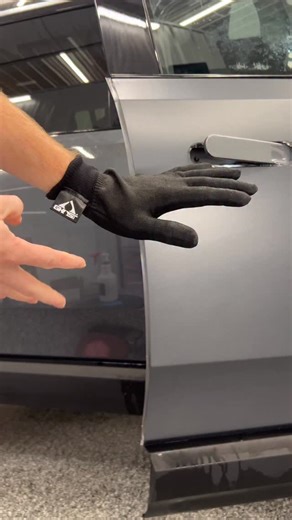 Wrapping edges of @defenseplusppf matte ppf with @wrapglove | The Wrap Showcase