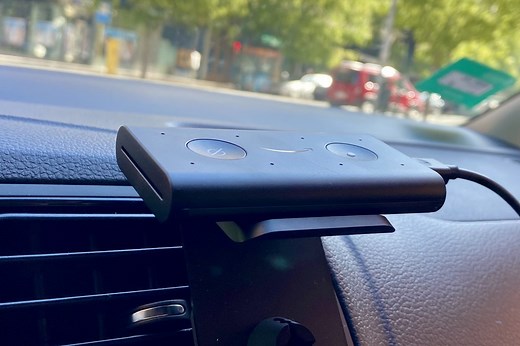 Echo Auto, análisis: Amazon pisa el acelerador con Alexa como copiloto